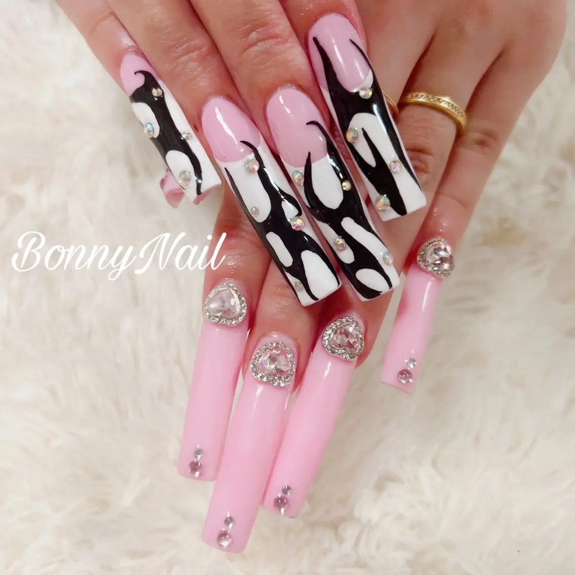 ネイル ロングネイル Bonny Nailのネイルデザイン