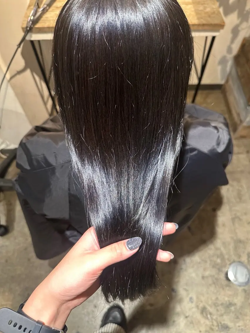 【ミニモ限定】 ⭐️ケアしながらカラーしたい方⭐️ブリーチなしワンカラー+髪質改善艶トリートメント✨の写真