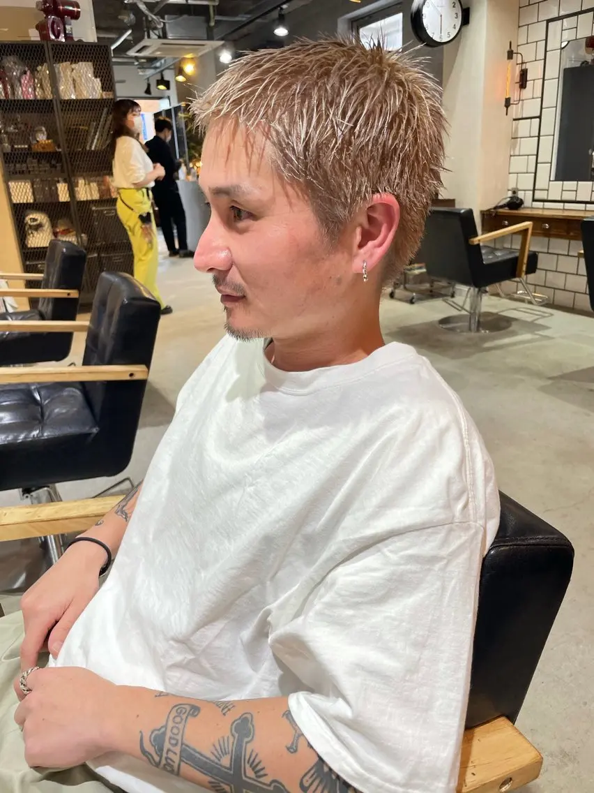ショート メンズ スパイキーショート ショートヘア カット ヘッドスパ 俵 知広のヘアスタイル