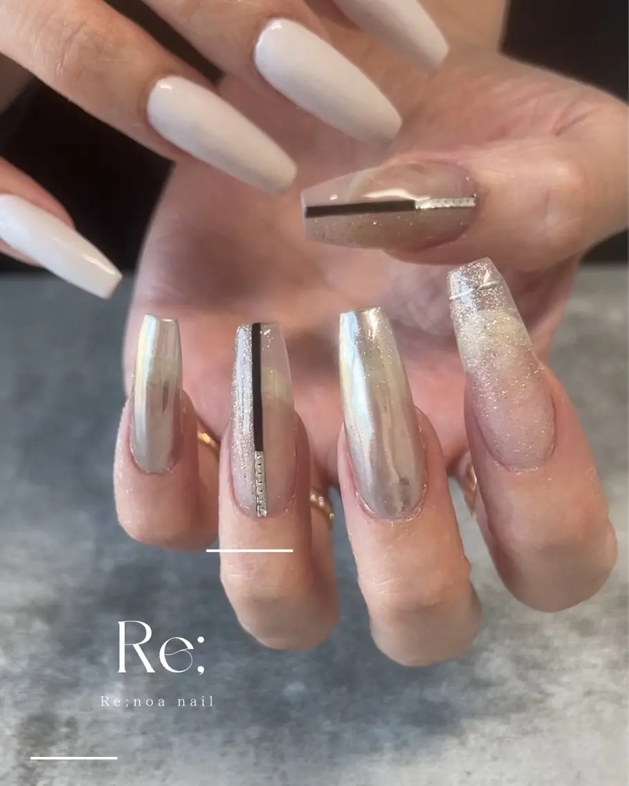 ネイル シンプルネイル ホワイト Re;noa nailのネイルデザイン