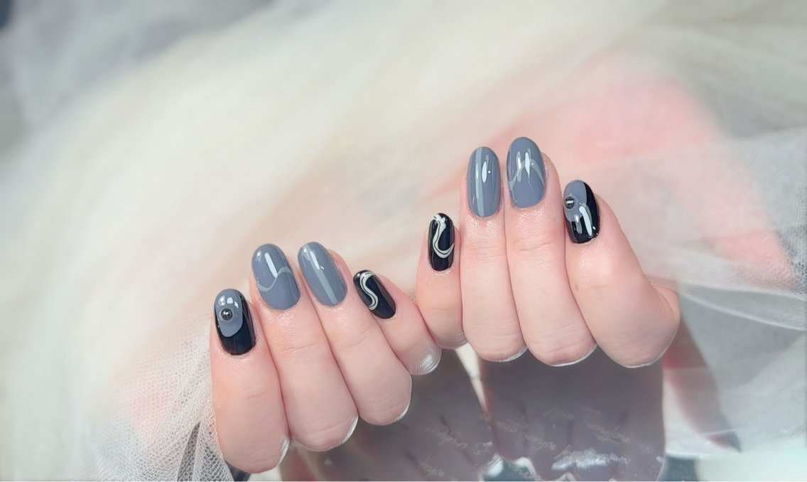 ネイル ハンドネイル YUMI ニュアンスnailsのネイルデザイン