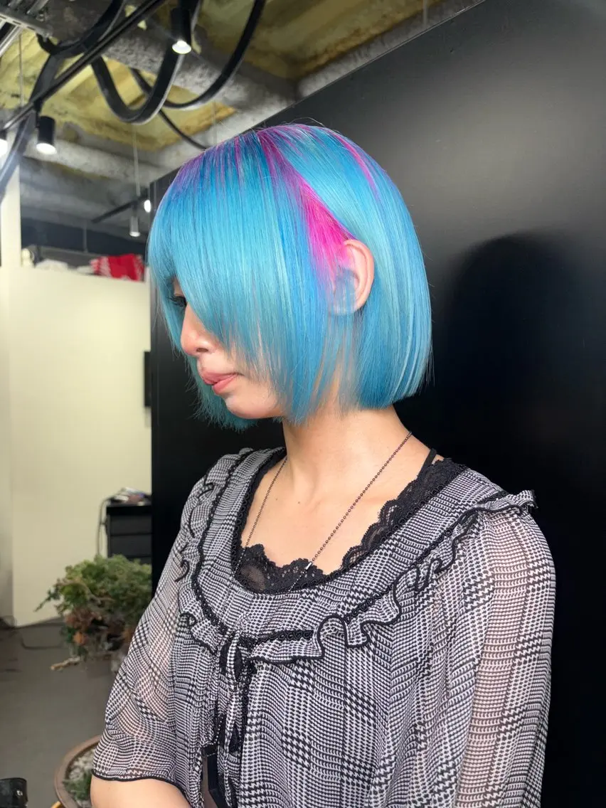ショート カラー カット ヘアカラー トリートメント jyui/原宿 ハイトーン/デザインのヘアスタイル