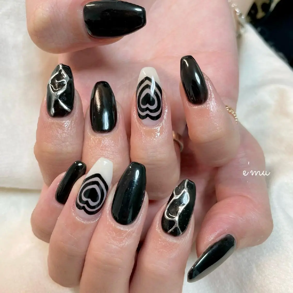 ネイル ハート nail salon e'mu💐のネイルデザイン