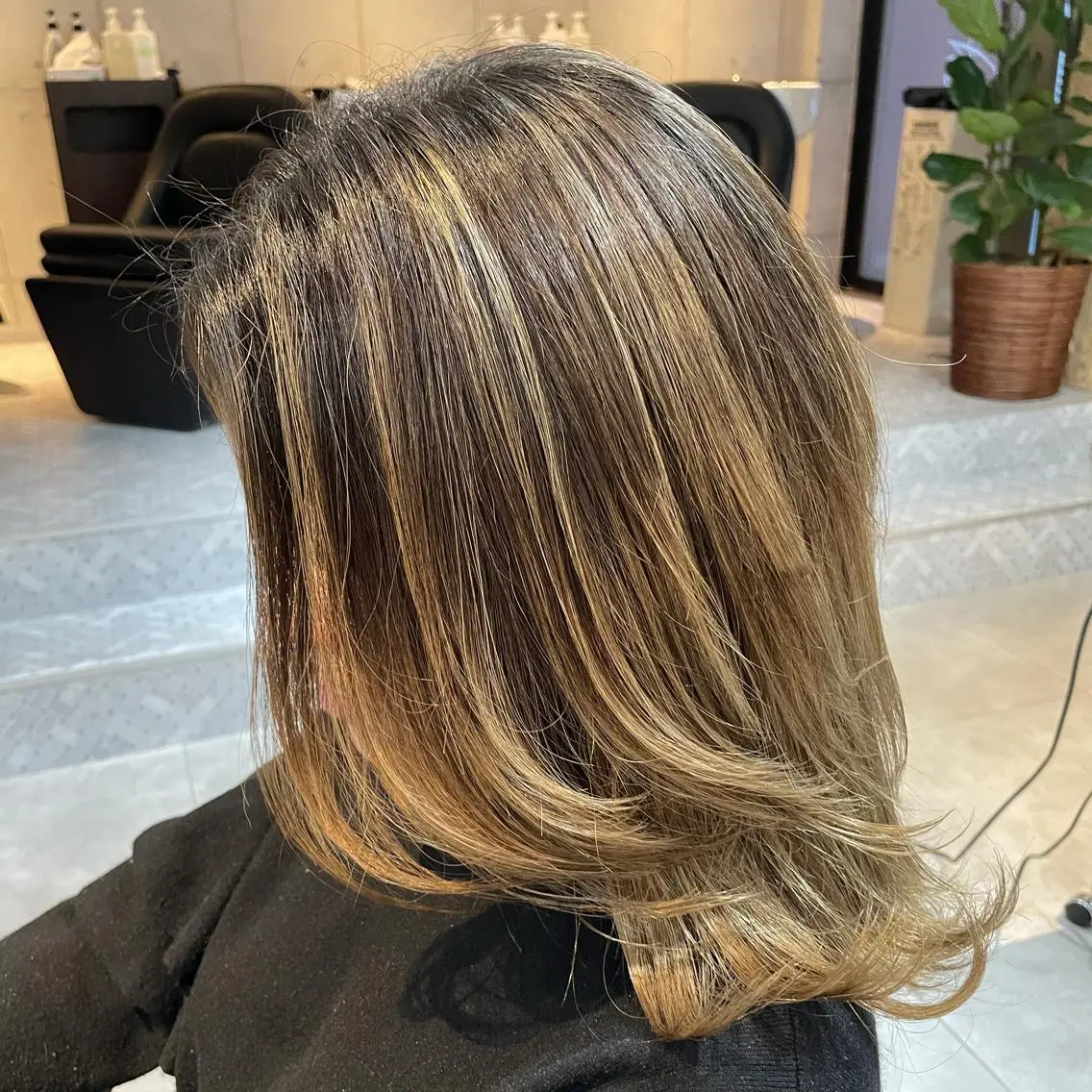 カラー ハイライトカラー オオカワユウキ 🎀newi池袋のヘアスタイル
