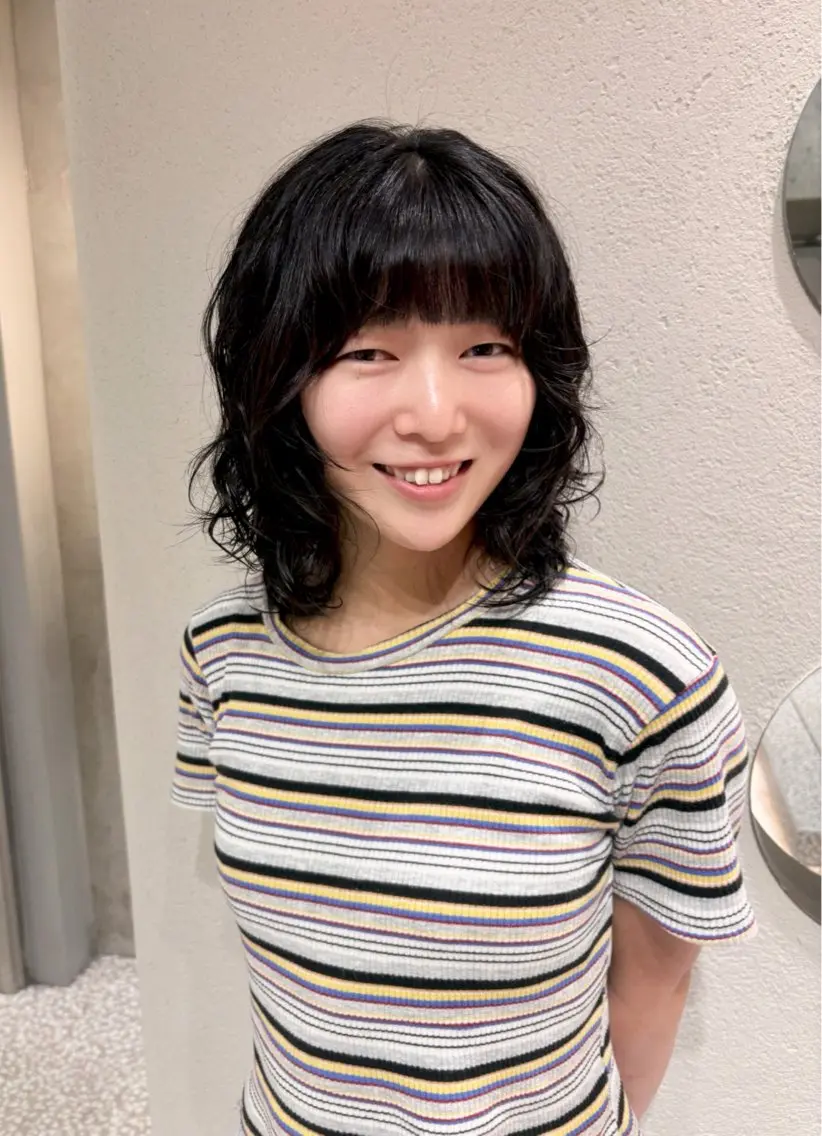 ミディアム パーマ ミディアムパーマ レイヤーカット ウルフカット カット パーマ 大卒フリーランス 美容師☆ぬくいせいなのヘアスタイル