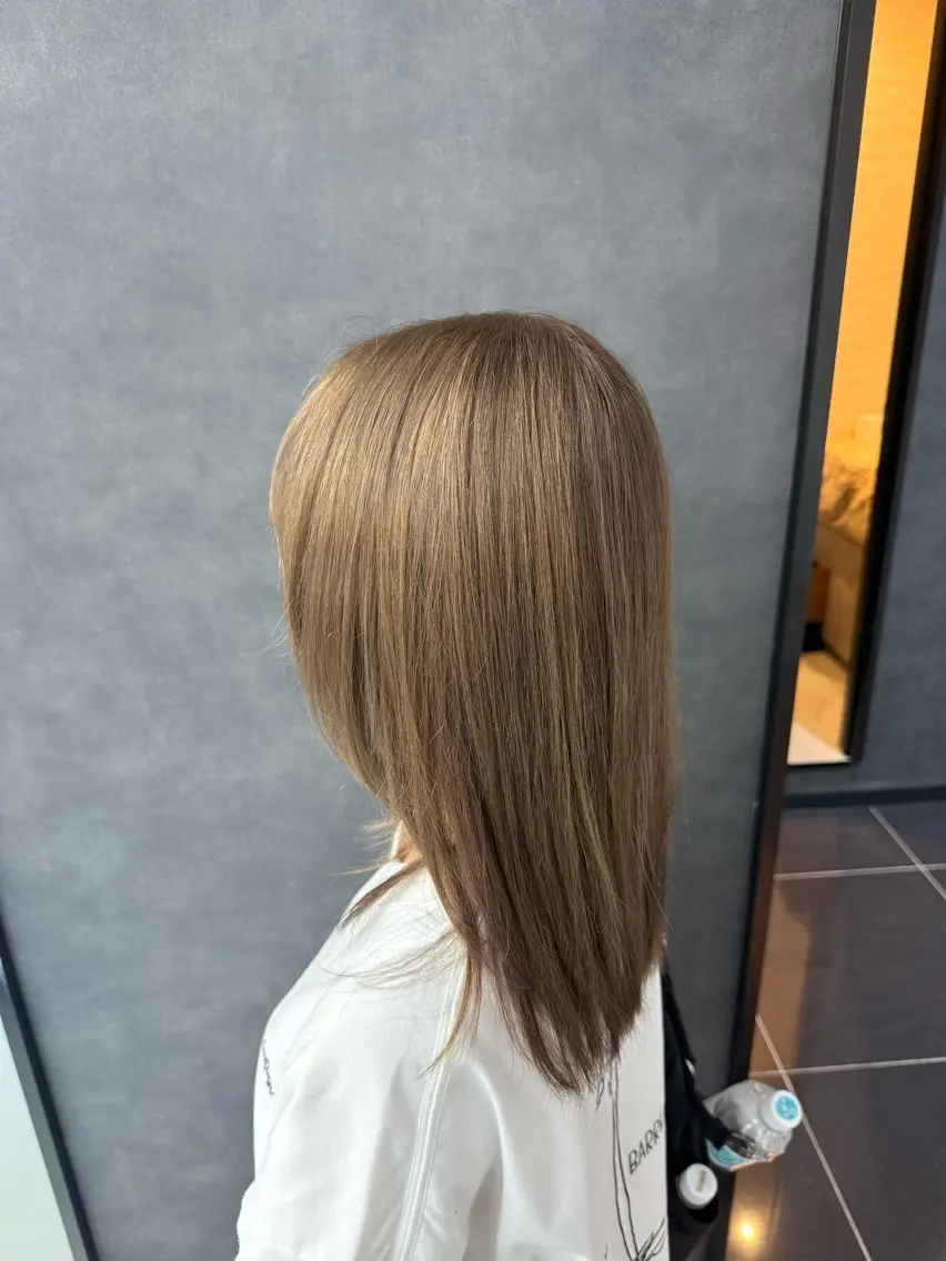 カラー ベージュカラー ブリーチ ミルクティーベージュ ヘアカラー 渋谷ブリーチカラー/ デザインカラー/優希のヘアスタイル