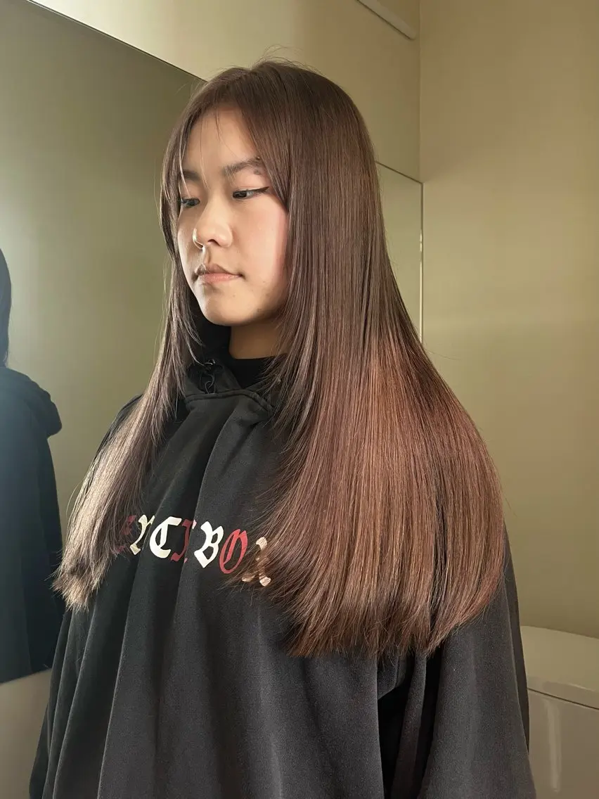 ロング JUURI- Shionのヘアスタイル