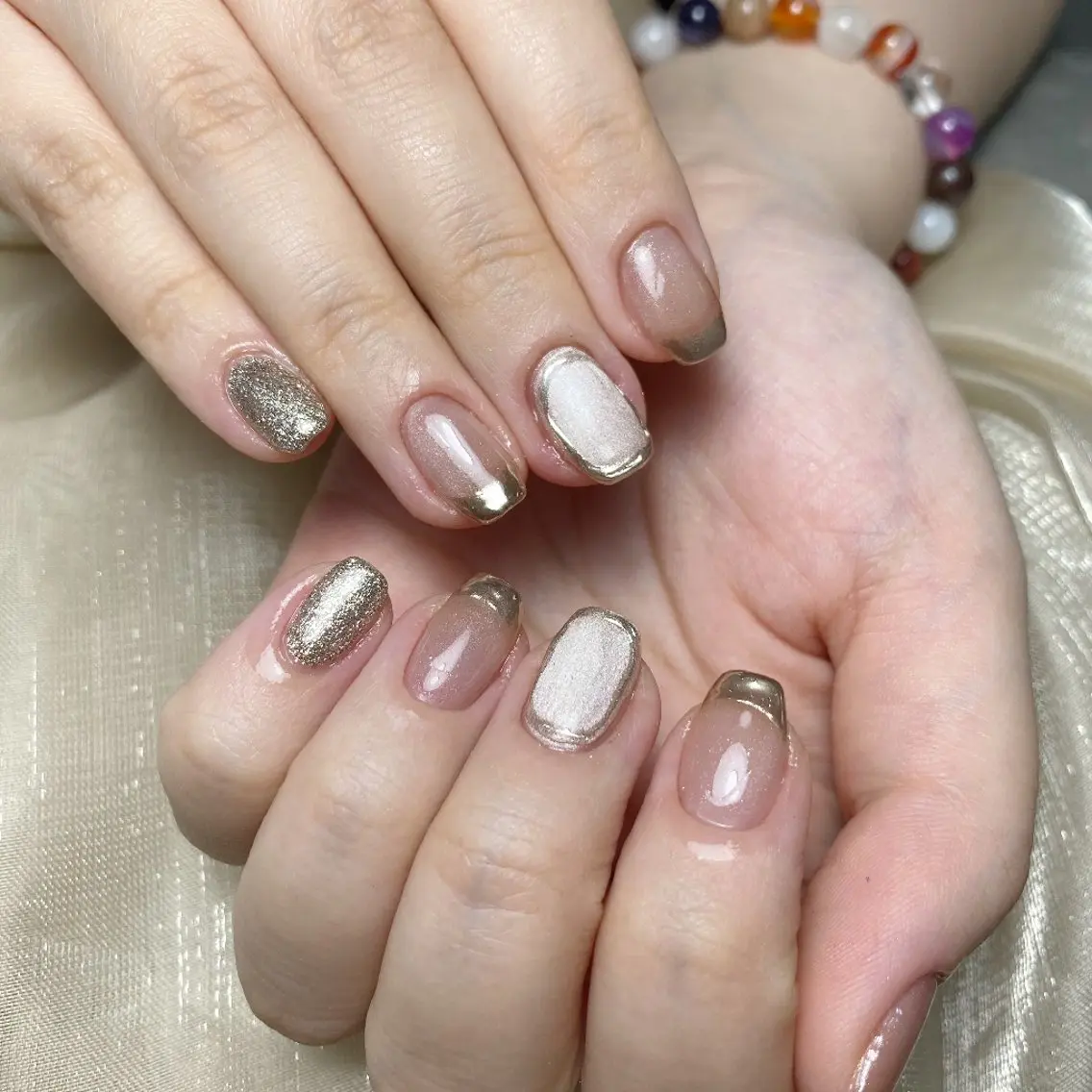ネイル フレンチネイル マグネットネイル ミラーネイル 持ち込み シンプルネイル ハンドネイル UM Nail Salonのネイルデザイン