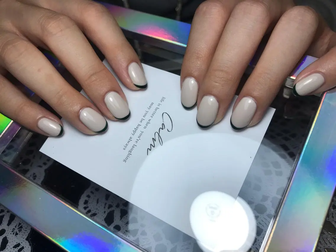 ネイル ハンドネイル ハンドケア Eveネイル チップスカルプ専門店のネイルデザイン