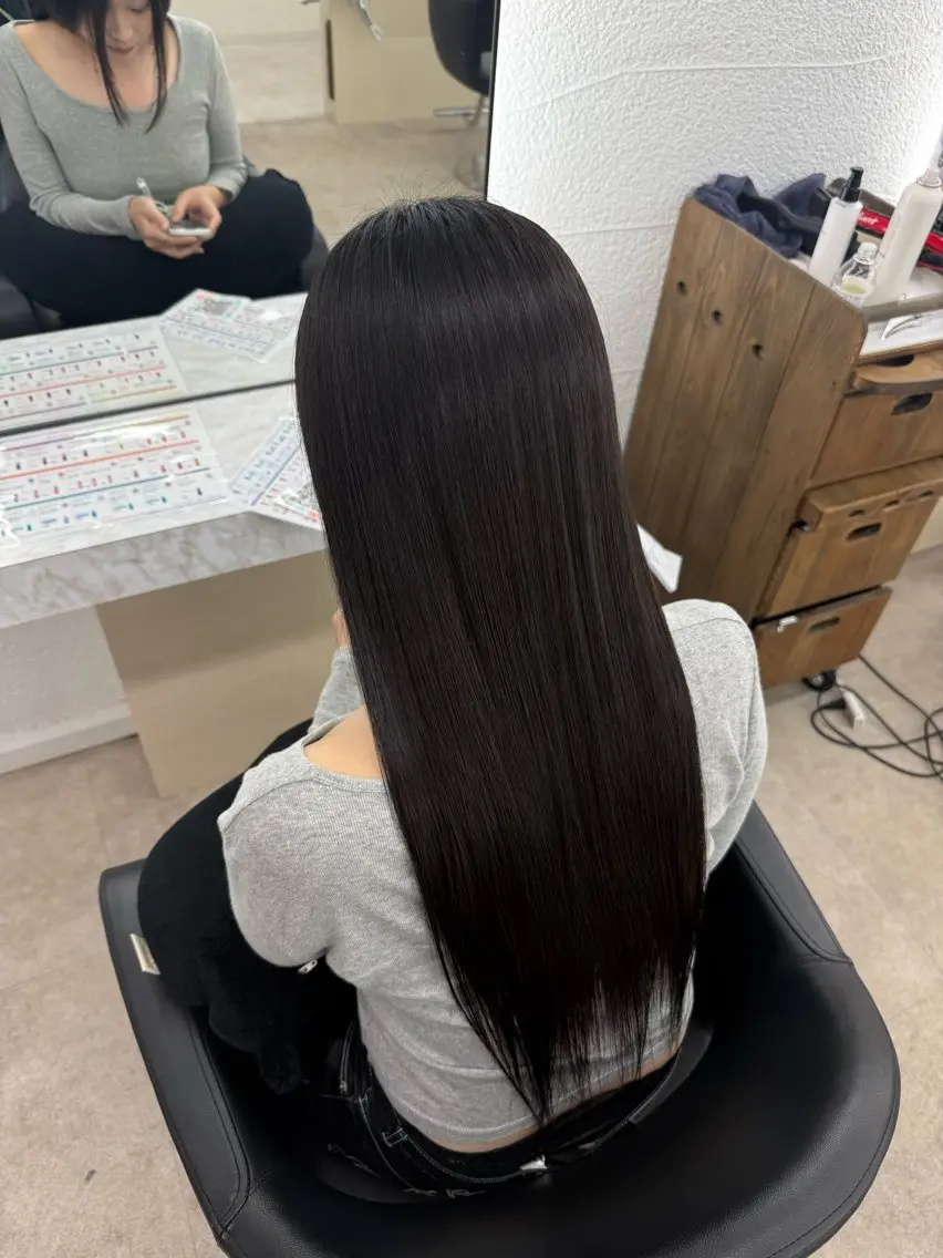 ロング ヘアカラー トリートメント Yamato 🩵のヘアスタイル