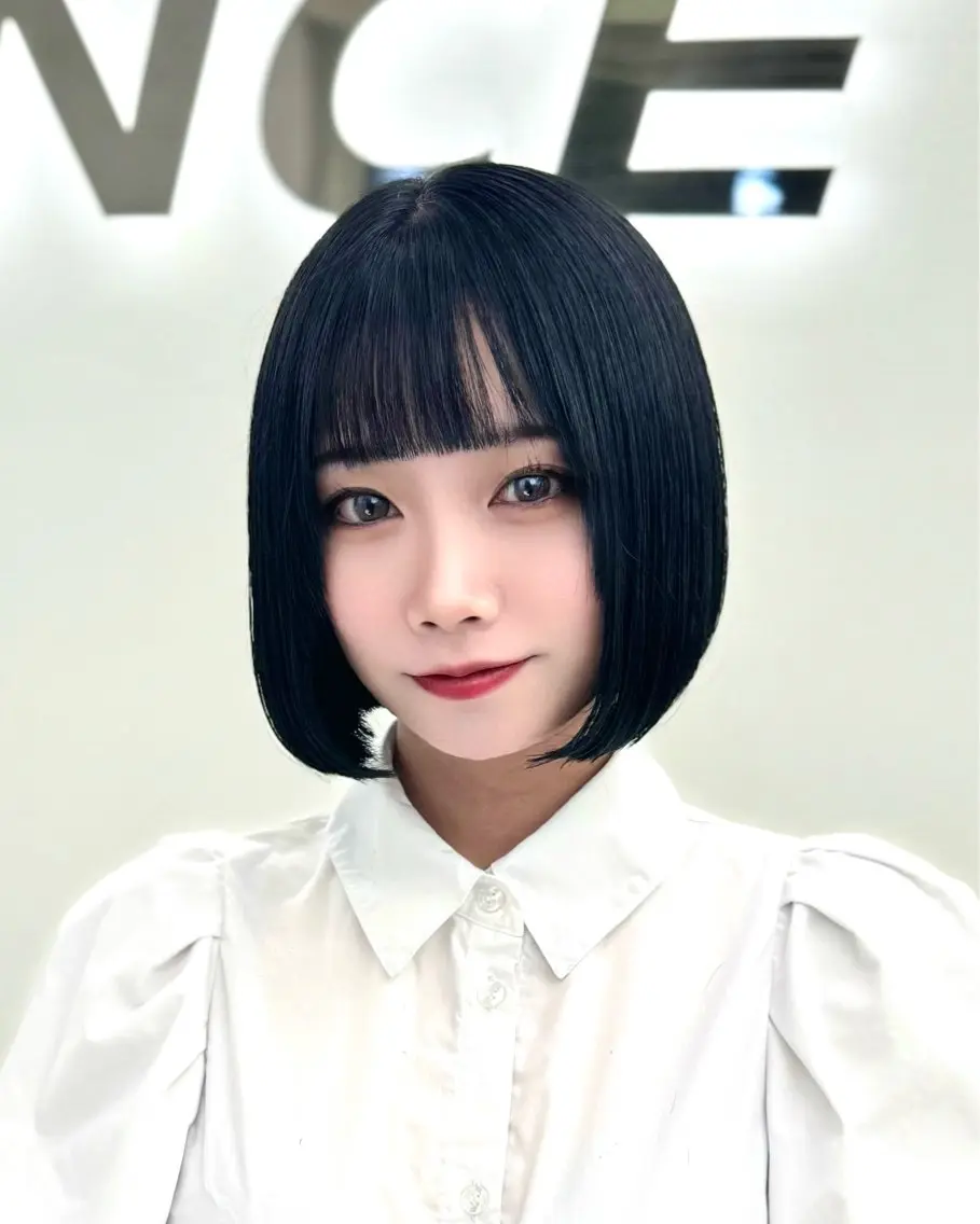 ショート カラー ヘアアレンジ 縮毛矯正🤍 ボブ/ HIKARIのヘアスタイル