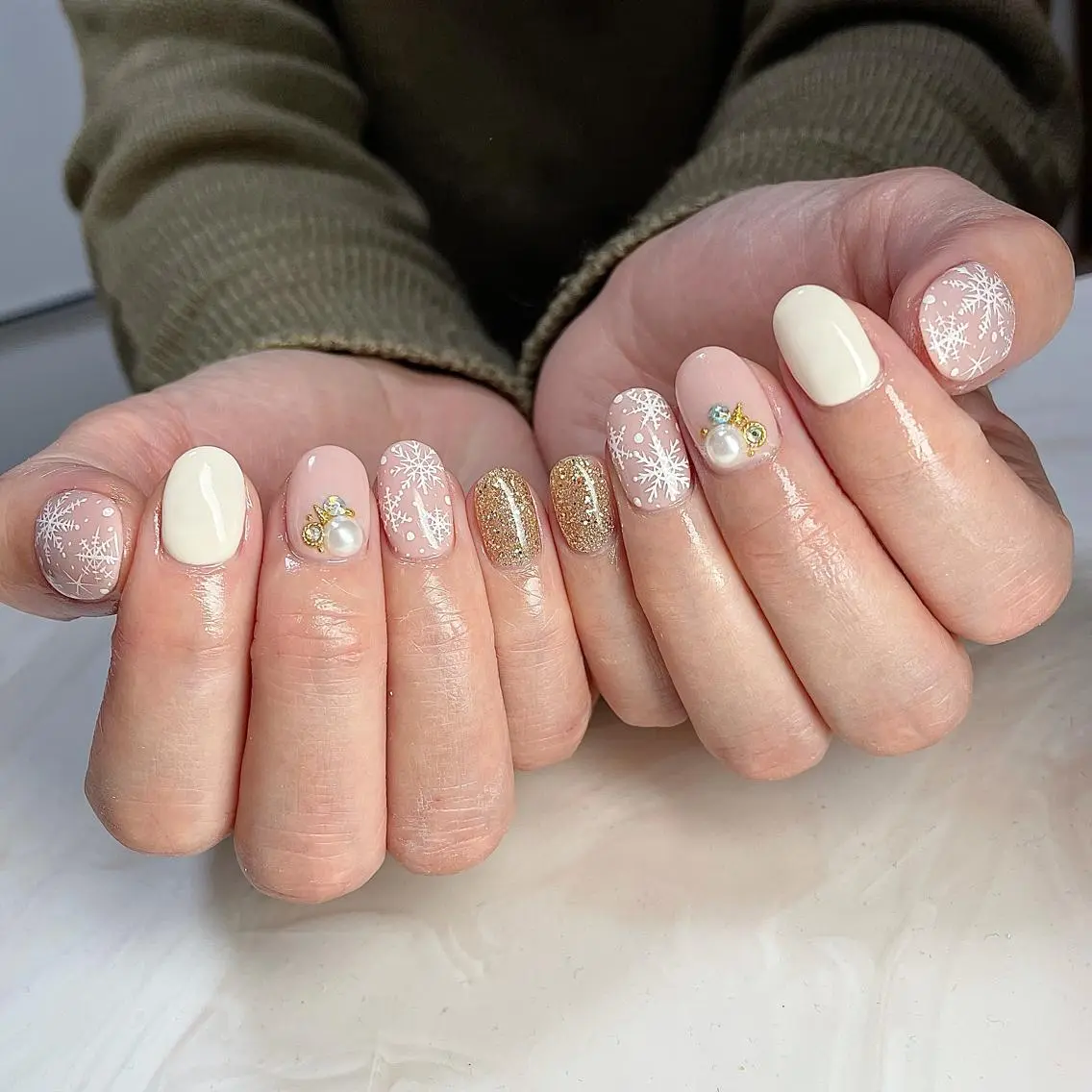 ✩.*˚オススメ✩.*˚ハンドジェルネイル　オフあり　☆持ち込み画像可☆ (VCカットパーツなど別途料金あり)の写真