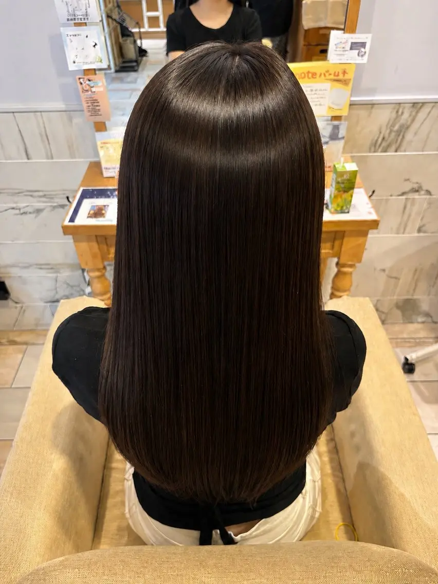 カラー ブラウンカラー 巻寄 しおんのヘアスタイル