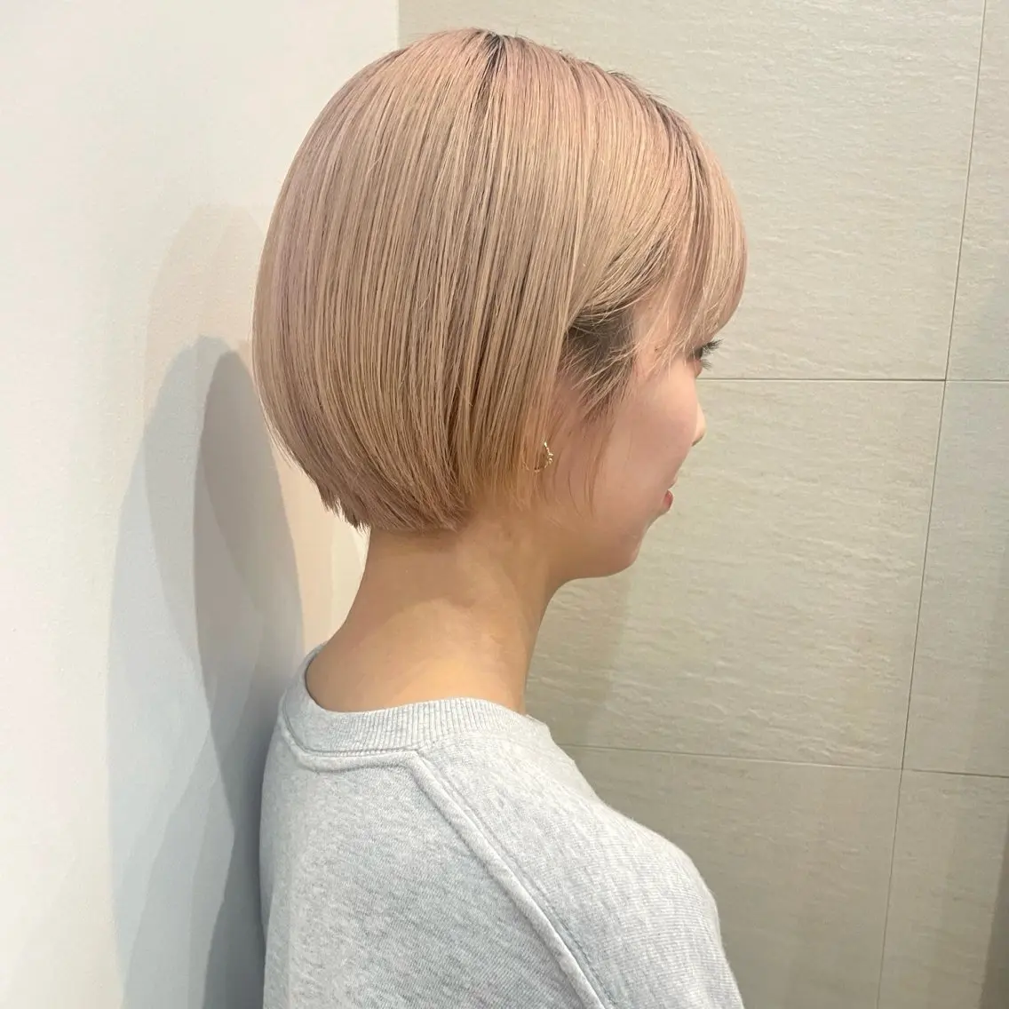 ショート カラー ショートボブ ハイトーンカラー ボブ ショートヘア 顔まわり🥨レイヤー /透明感/水口舞奈のヘアスタイル