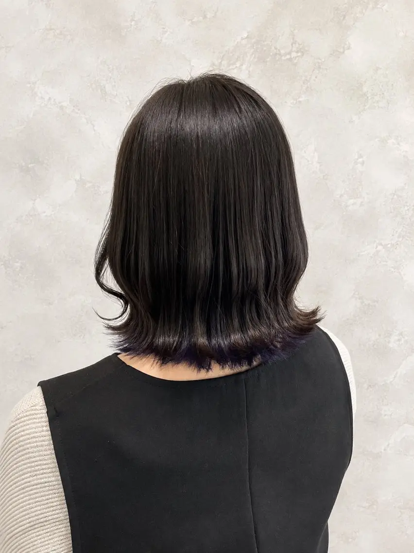 セミロング カラー ブリーチ デザインカラー イヤリングカラー ヘアカラー 🫧ツヤ髪/透明感 カラー🫧AOIのヘアスタイル
