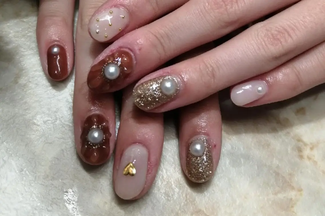 ネイル アートネイル ぷっくりネイル バレンタイン いとう えみりのネイルデザイン
