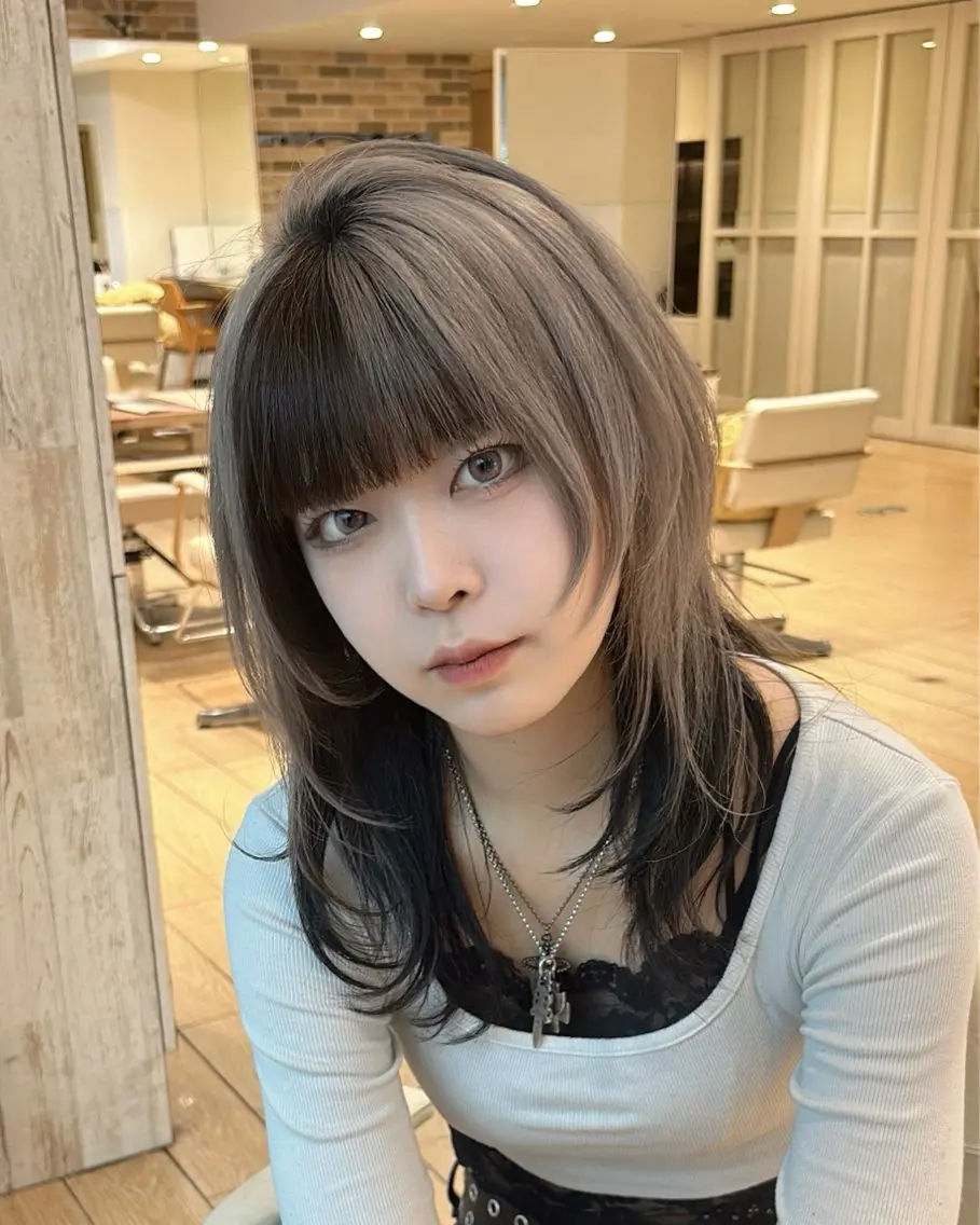 セミロング カット ヘアカラー 表参道/ウルフカット /ナチュラルウルフのヘアスタイル