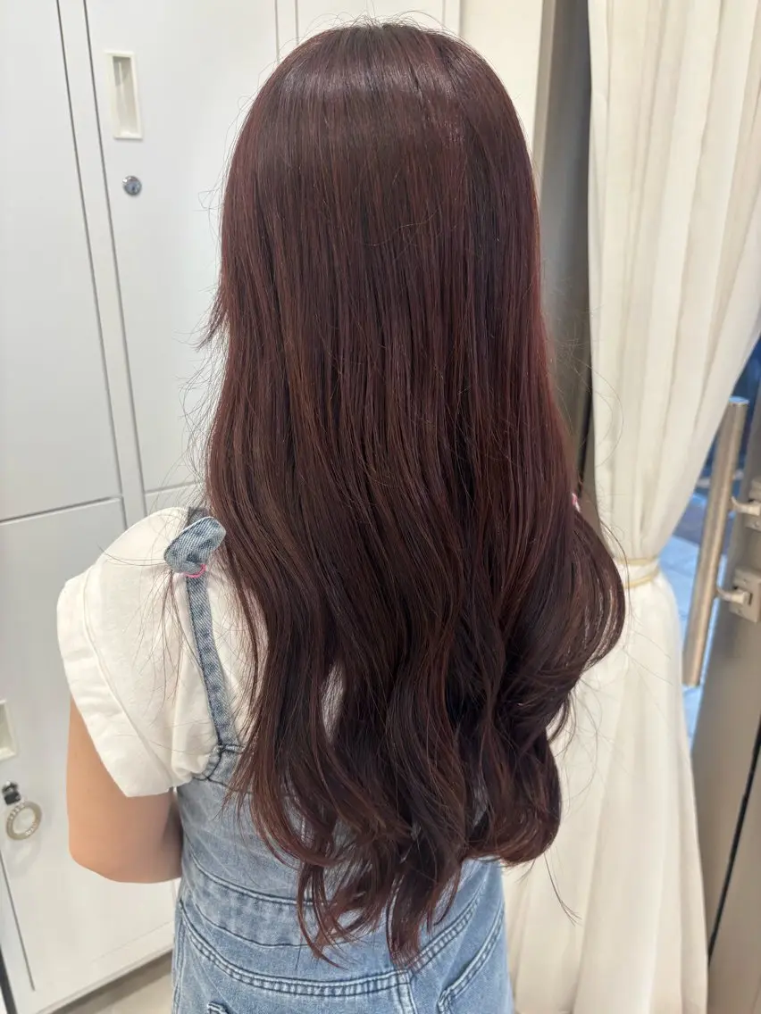 ロング カラー ヘアカラー ｶﾗｰﾘｽﾄ🎀 ｼﾊﾞﾀ🪽のヘアスタイル