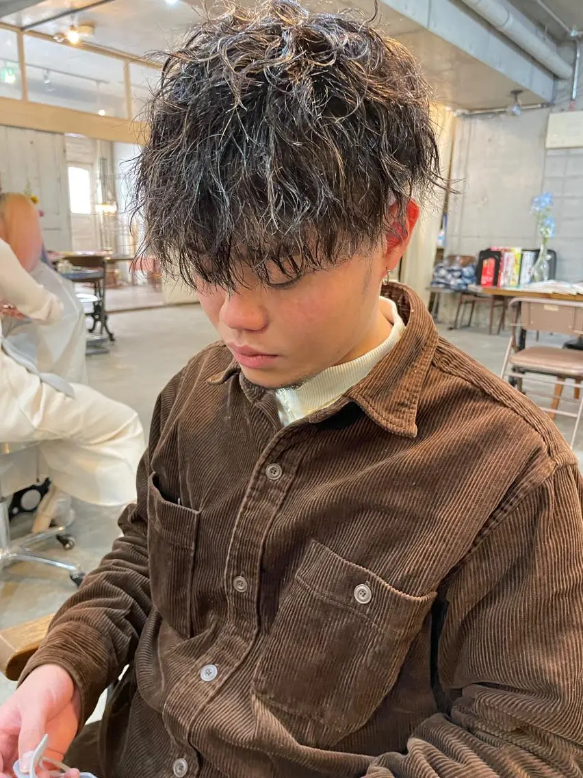 初回限定メンズカット＆ツイストスパイラルor波巻きパーマ &3stepトリートメントの写真