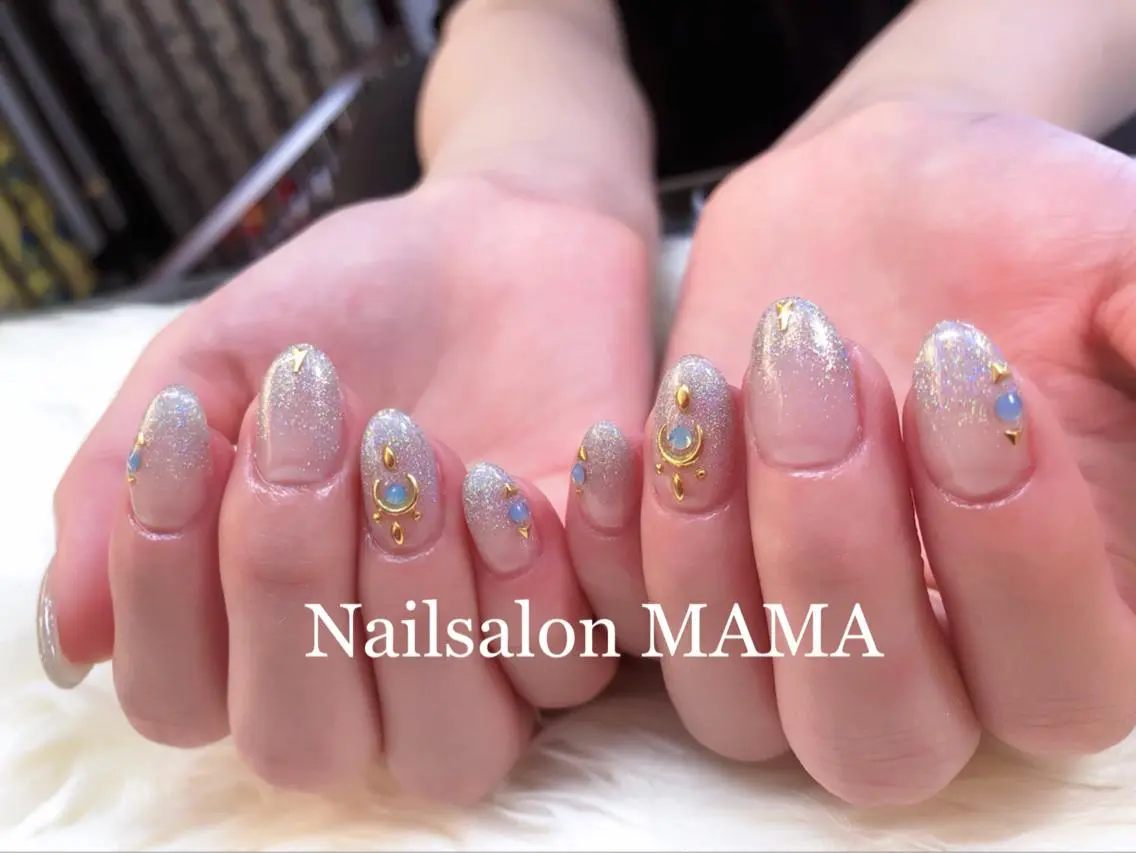 ネイル グラデーション MAMA +beautyのエステ・リラクイメージ