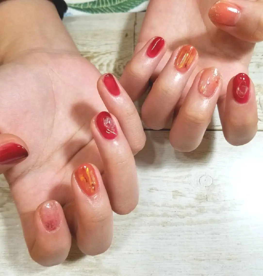 ネイル ニュアンスネイル nijiiro🌈 サトウのネイルデザイン