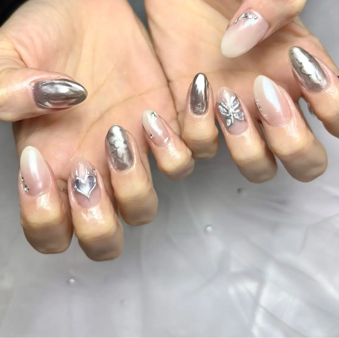 ネイル アートネイル ニュアンスネイル ハンドネイル Sai Yuinaのネイルデザイン