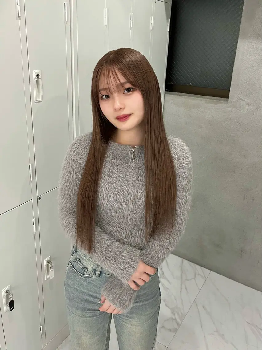 ロング カラー ベージュカラー ハイトーンカラー ミルクティーベージュ ヘアカラー トリートメント riko/レイヤー カット/ヘアセットのヘアスタイル