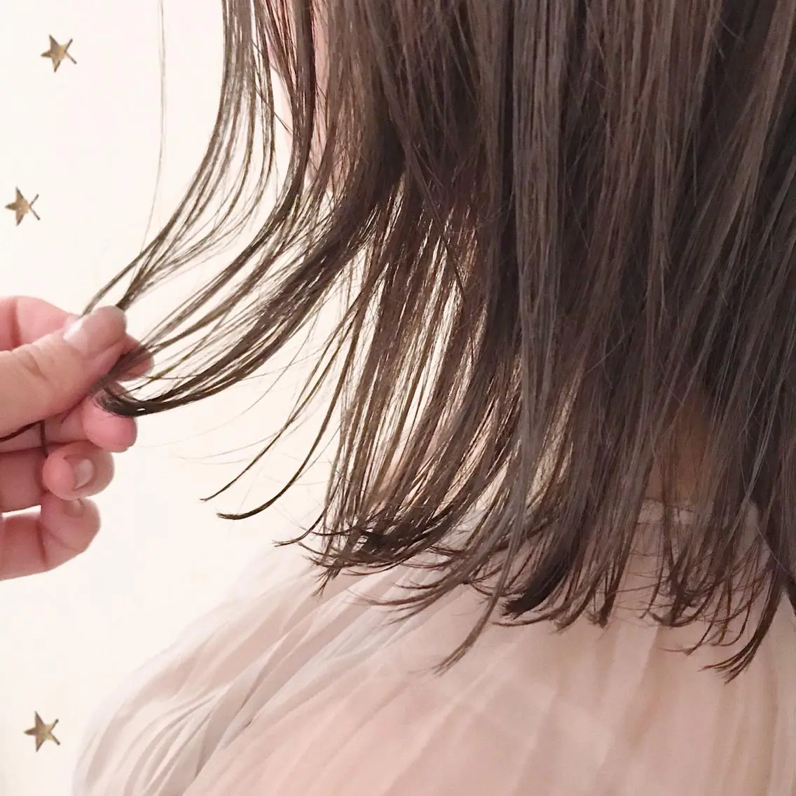 ミディアム カラー 市川 千夏のヘアスタイル