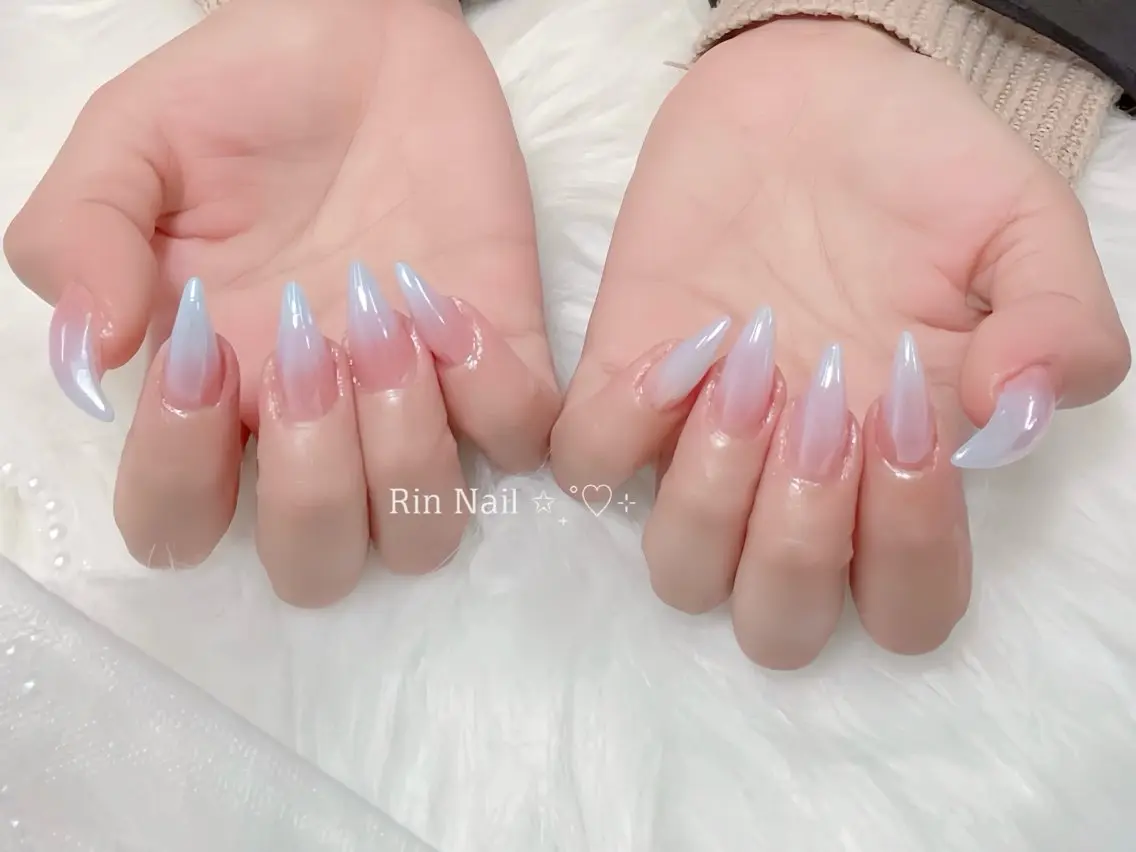 ネイル オーロラネイル チークネイル 桜ネイル クリアネイル ドット ハンドネイル Rin Nail Shinokuboのネイルデザイン