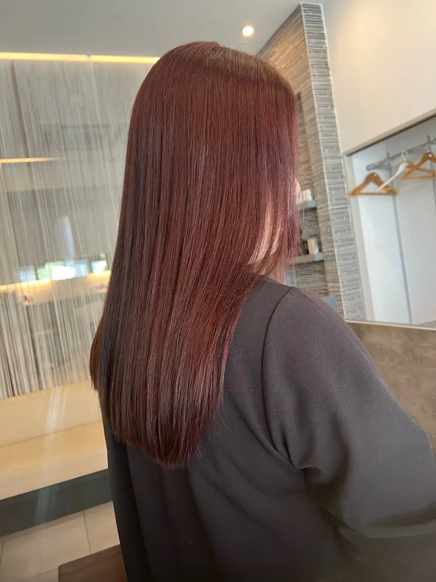 セミロング カラー GiseL アンリのヘアスタイル