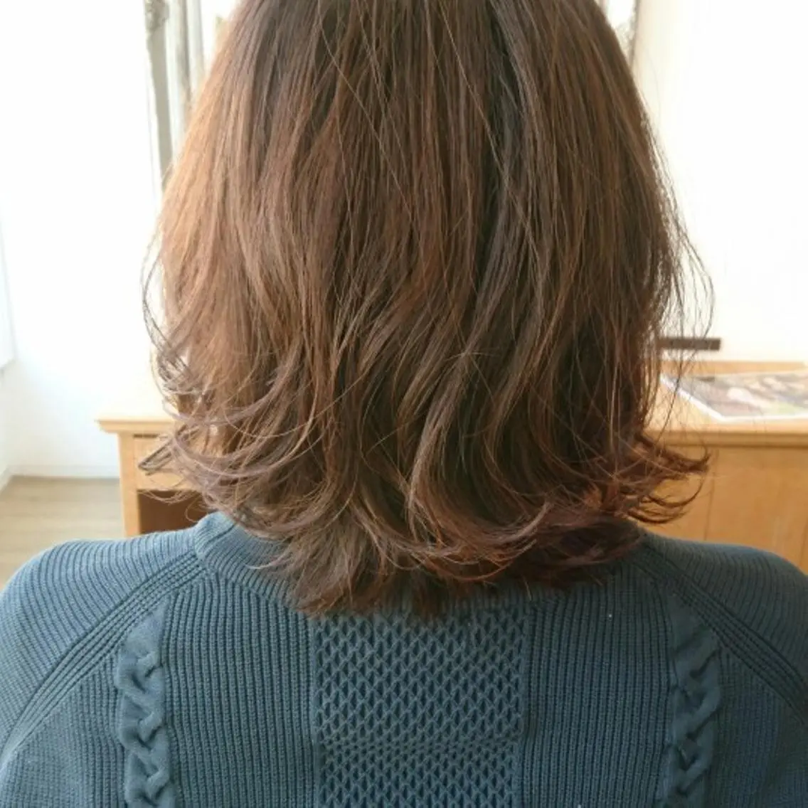 ミディアム カラー ミディアムレイヤー レイヤーカット 山形 光輪子のヘアスタイル