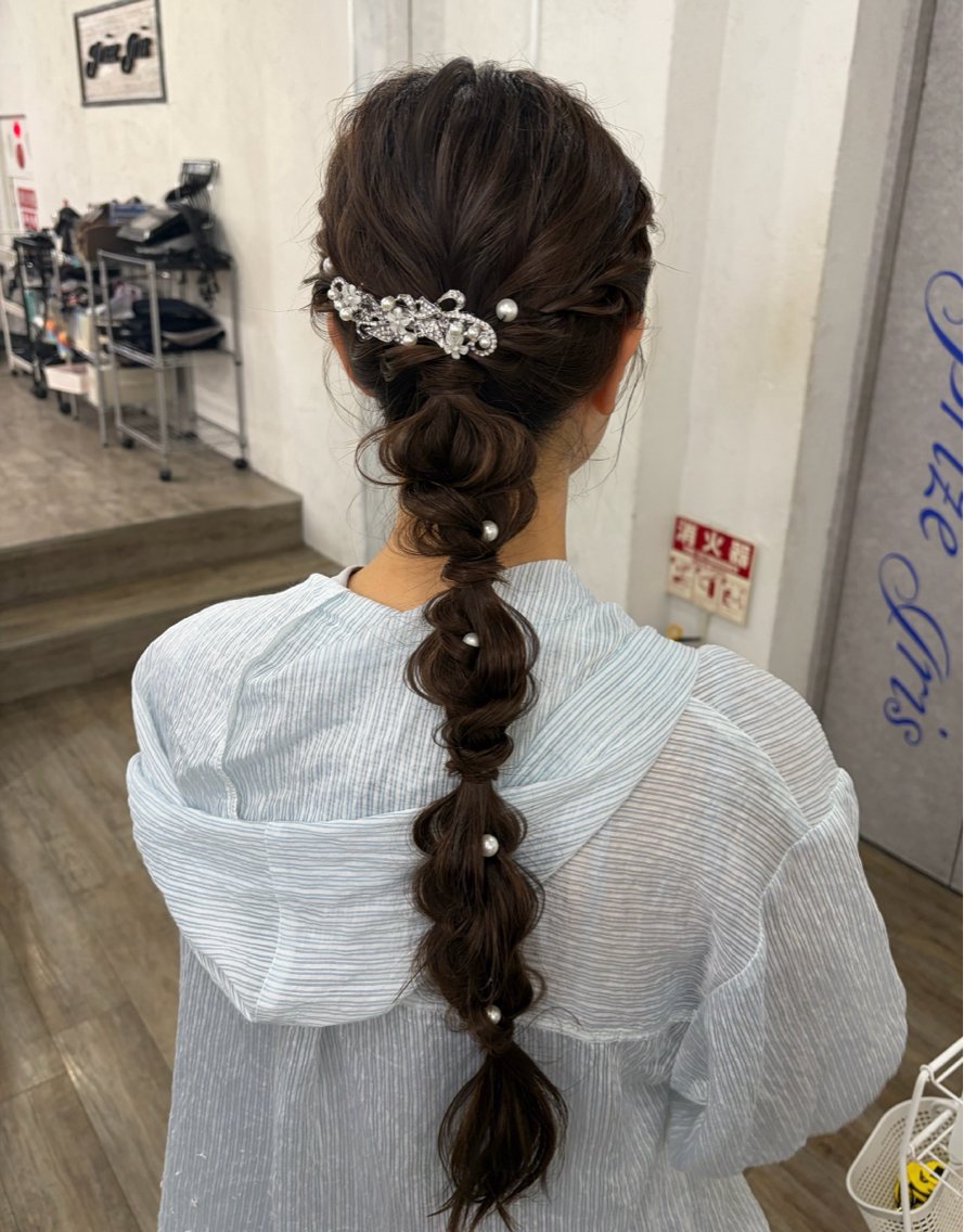 ロング ヘアアレンジ エクステ ハイライト レイヤーカット ヘアセット 韓国レイヤー🦋 ブリーチtomokoのヘアスタイル