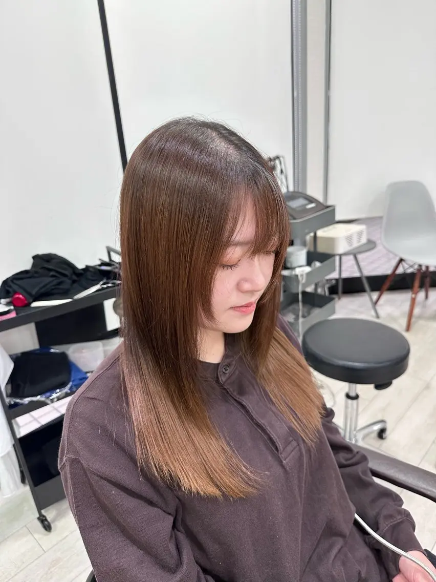 ロング 村上 佳織のヘアスタイル