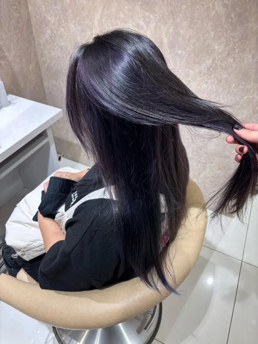 カラー ヘアカラー 吉松 舞夏のヘアスタイル