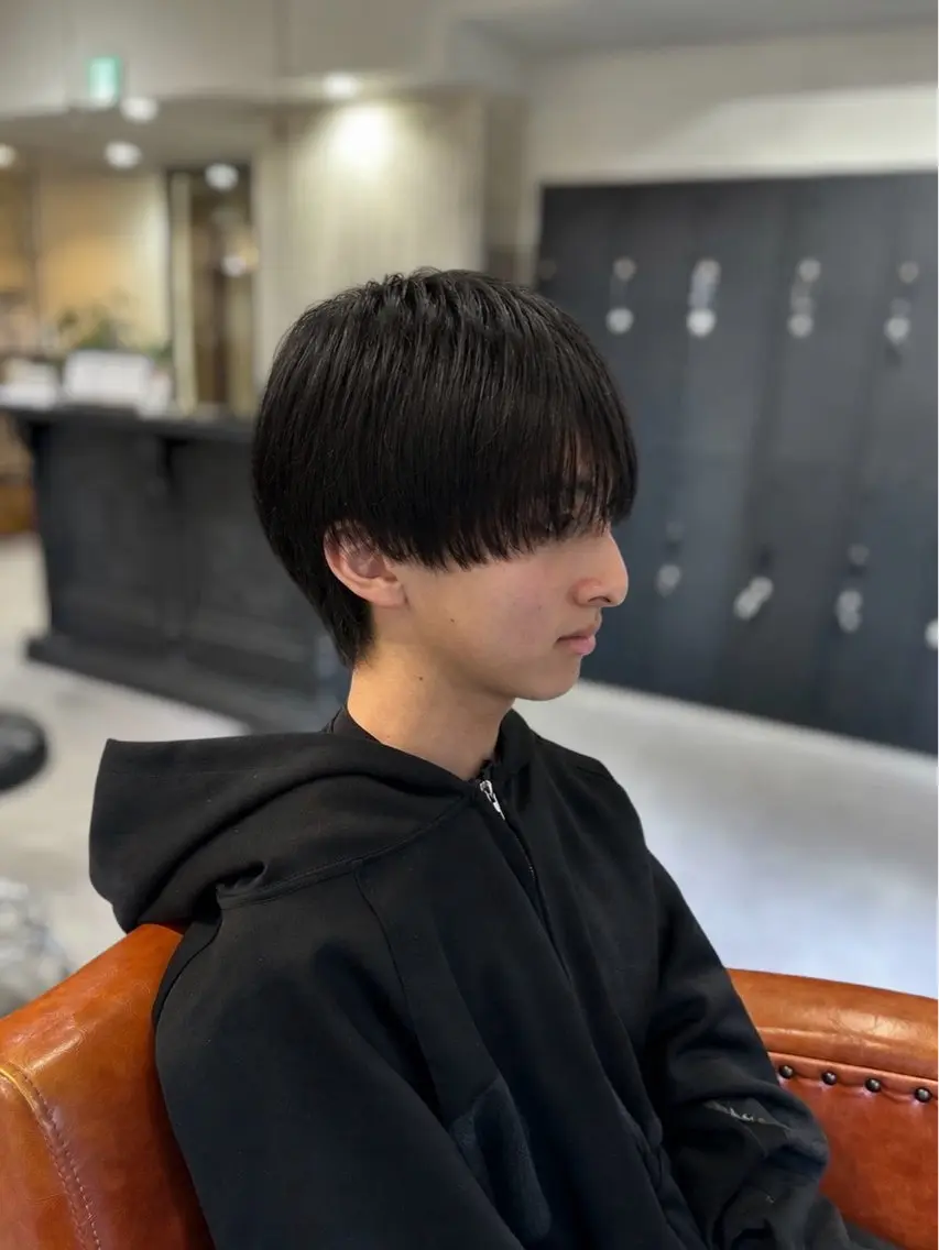 ✂️【📣学生応援📣】カット+落とせる黒染め+トリートメント(U24限定)の写真