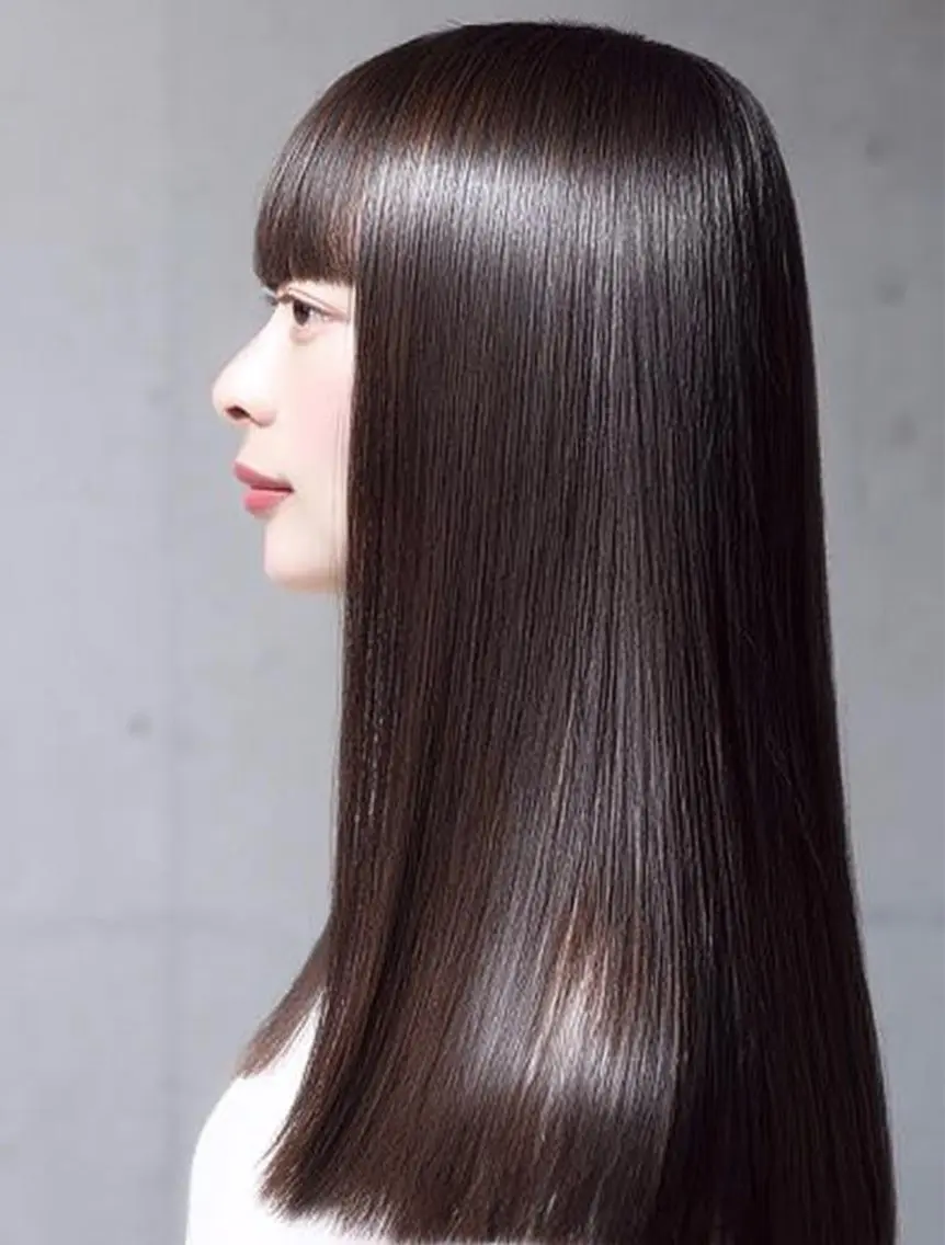 ロング 縮毛矯正 韓国×艶ハイトーンが かわいい✨️リオ🍒のヘアスタイル