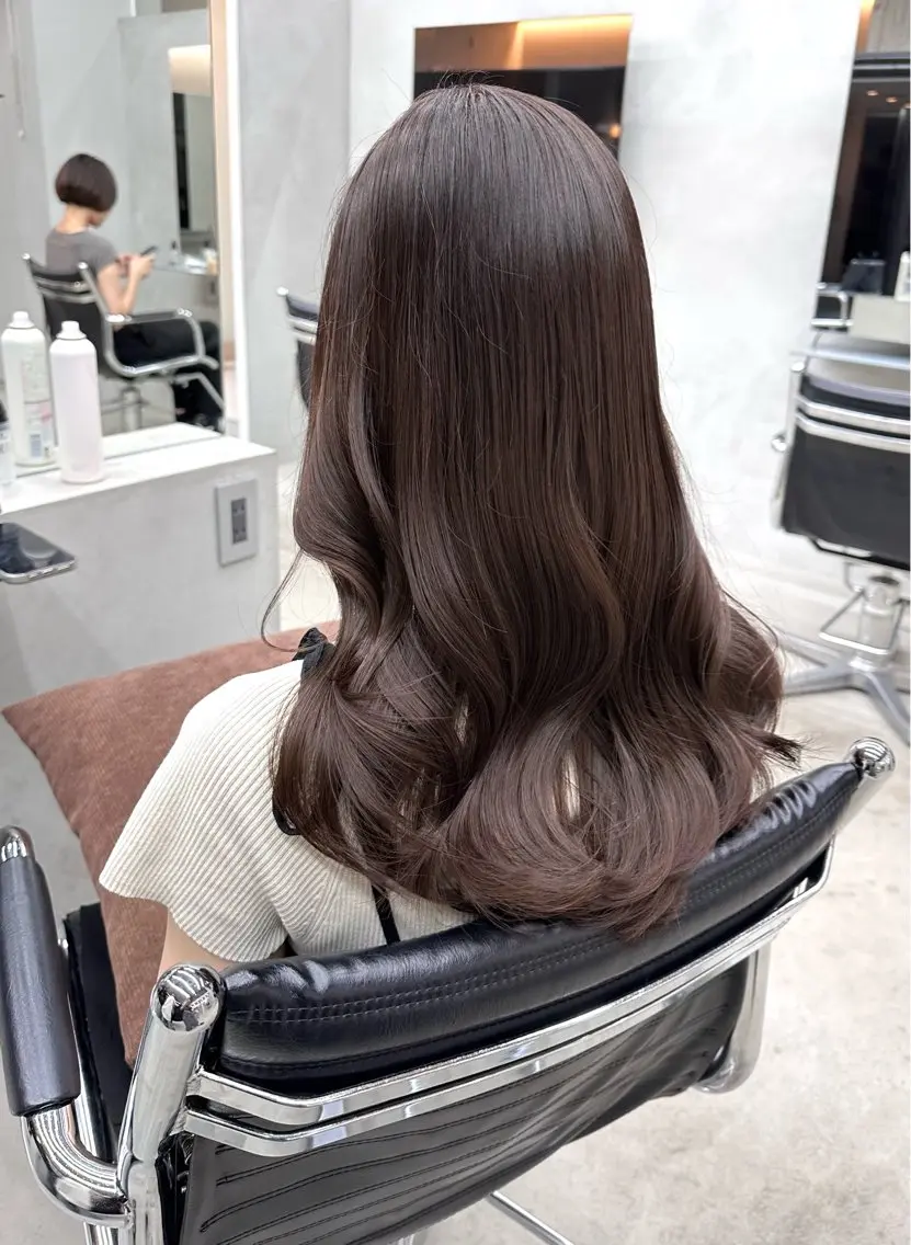 ロング カラー ブラウンカラー チョコレートブラウン 透明感カラー 染谷 遥花のヘアスタイル