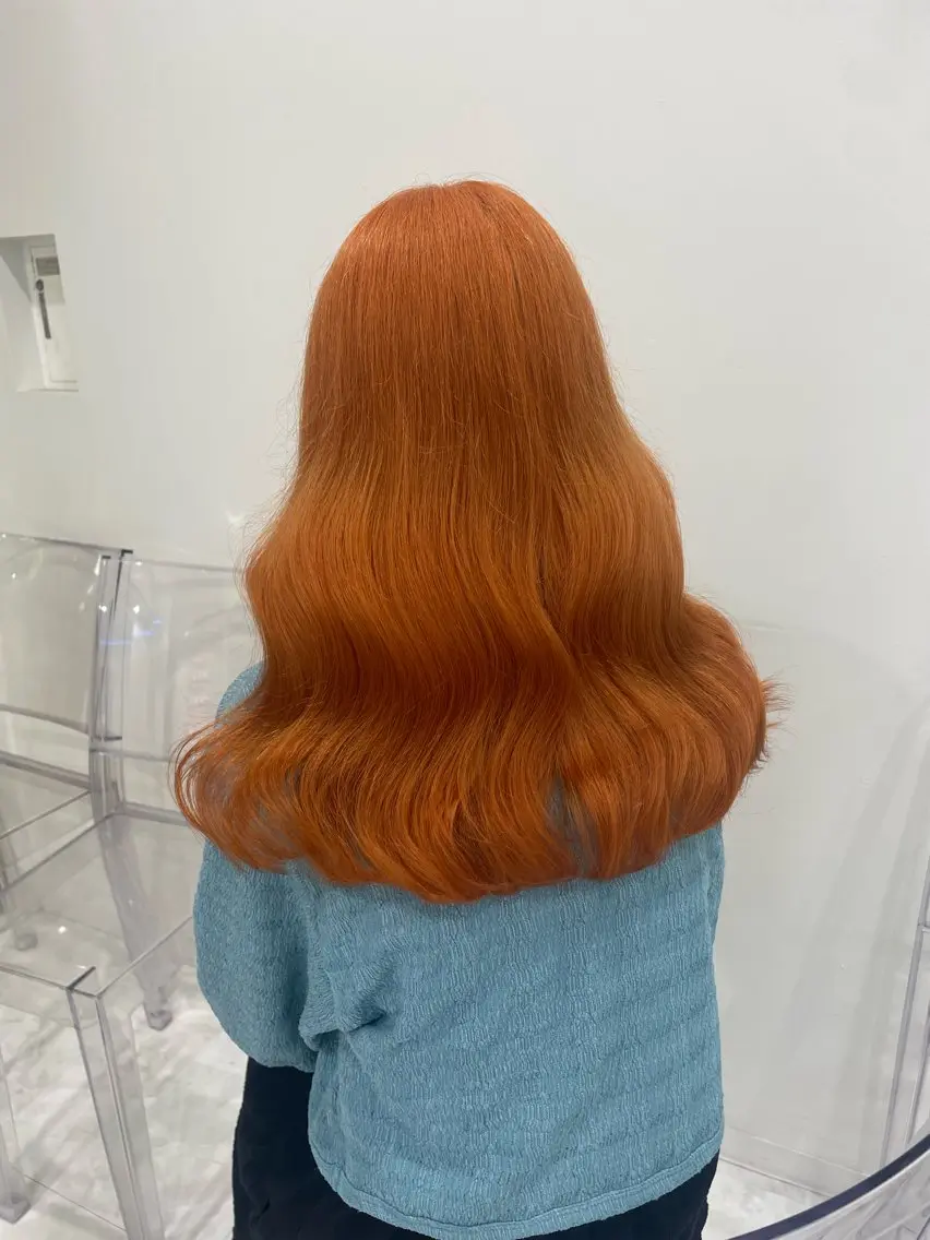 ロング カラー ヘアカラー トリートメント ヘッドスパ ヘアセット 韓国風艶髪🎀 暖色カラー🤍のヘアスタイル