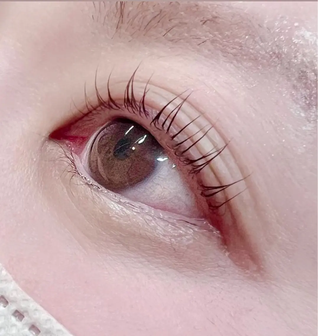 贅沢まつげパーマ　　　　　　　　　　　　　　　　　　　　　　　　美容成分配合でまつ毛が傷みにくい薬剤使用します🫧の写真