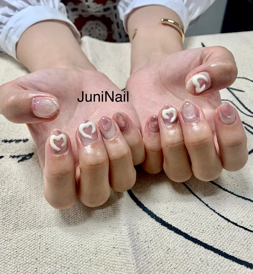 ネイル オーロラネイル クリアネイル フラッシュネイル 氷ネイル・うるうるネイル キラキラネイル ハンドネイル JuniNail 주니네일🇰🇷suのネイルデザイン