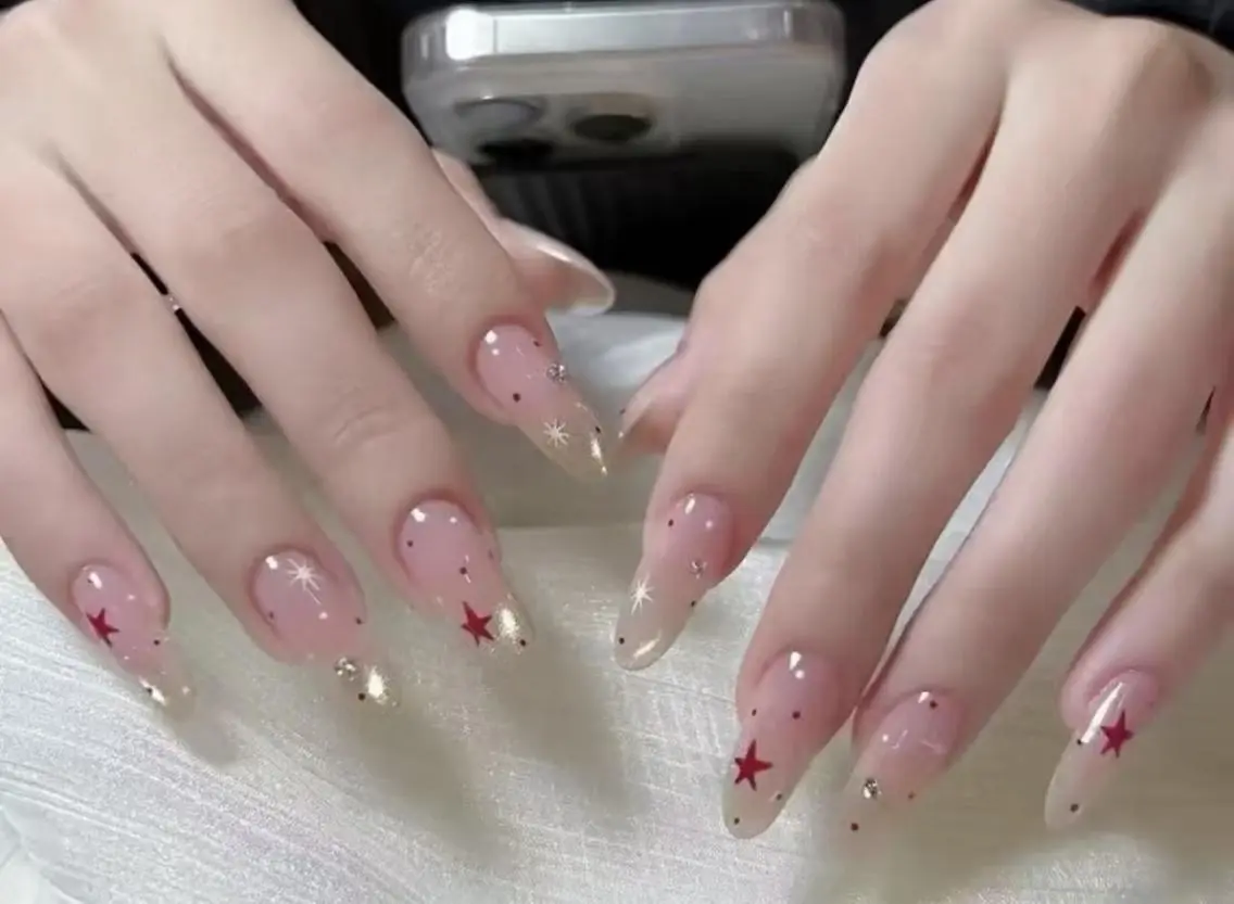 ネイル はる🎀ネイル& アイラッシュ🐈⬛のマツエク・マツパデザイン
