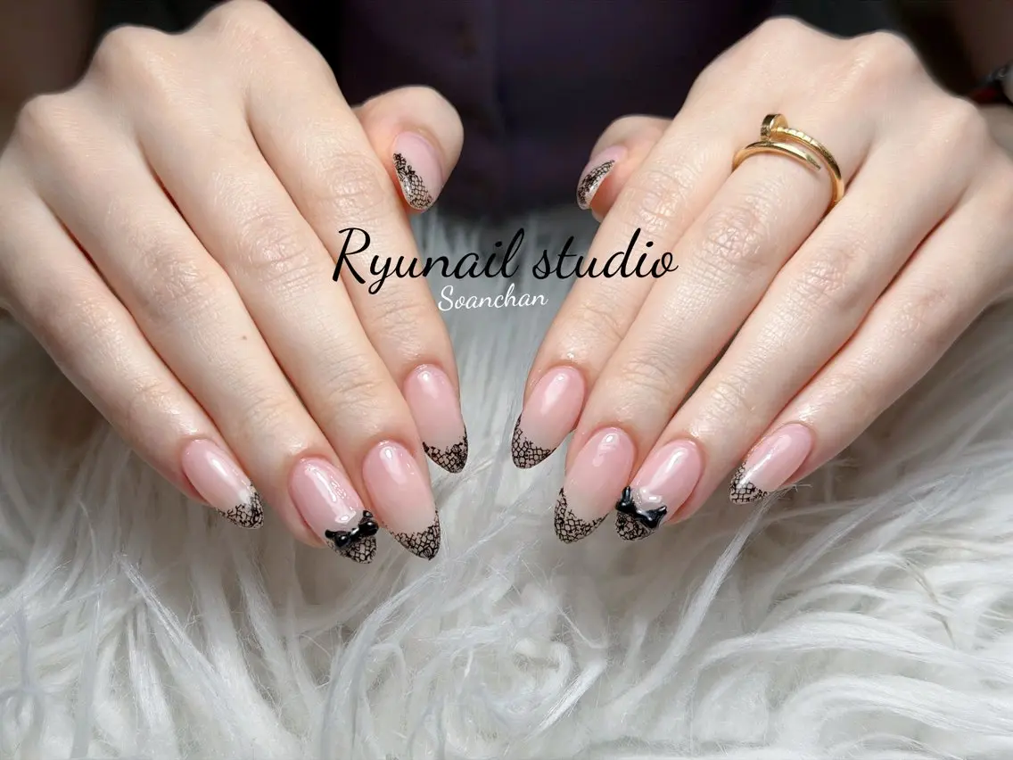 ネイル アートネイル ジェルネイル マグネットネイル ニュアンスネイル シンプルネイル ハンドネイル Ryu Nail NekoChanのネイルデザイン