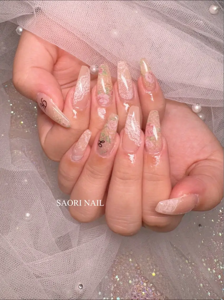ネイル フラッシュネイル ガーリー 韓国ネイル ロングネイル 春ネイル ハンドネイル SAORI NAIL /長さ出し専門店のネイルデザイン