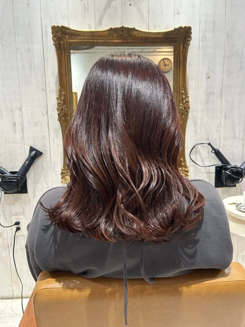 セミロング カラー ブリーチ ピンクカラー ヘアカラー re view 日和のヘアスタイル