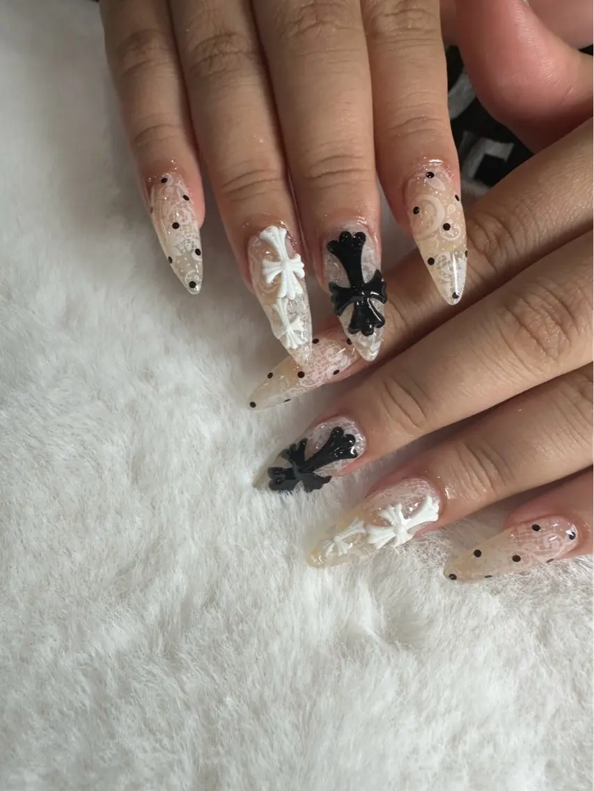 ネイル noir nailsのネイルデザイン