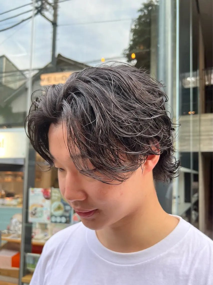 ミディアム パーマ メンズ カット パーマ トリートメント 🇺🇸サーフカール 🇺🇸ケンシロウのヘアスタイル
