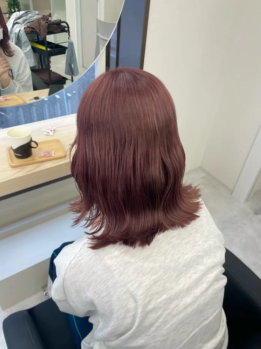 ミディアム カット ヘアカラー 艶ハイトーン/透明感 カラー/RUNAのヘアスタイル
