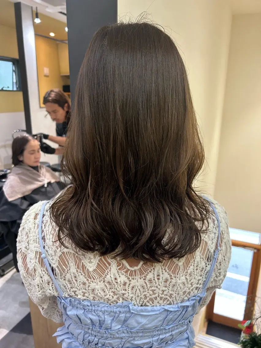 セミロング パーマ セミロングパーマ デジタルパーマ カット パーマ hubhair レイヤー/透明感のヘアスタイル