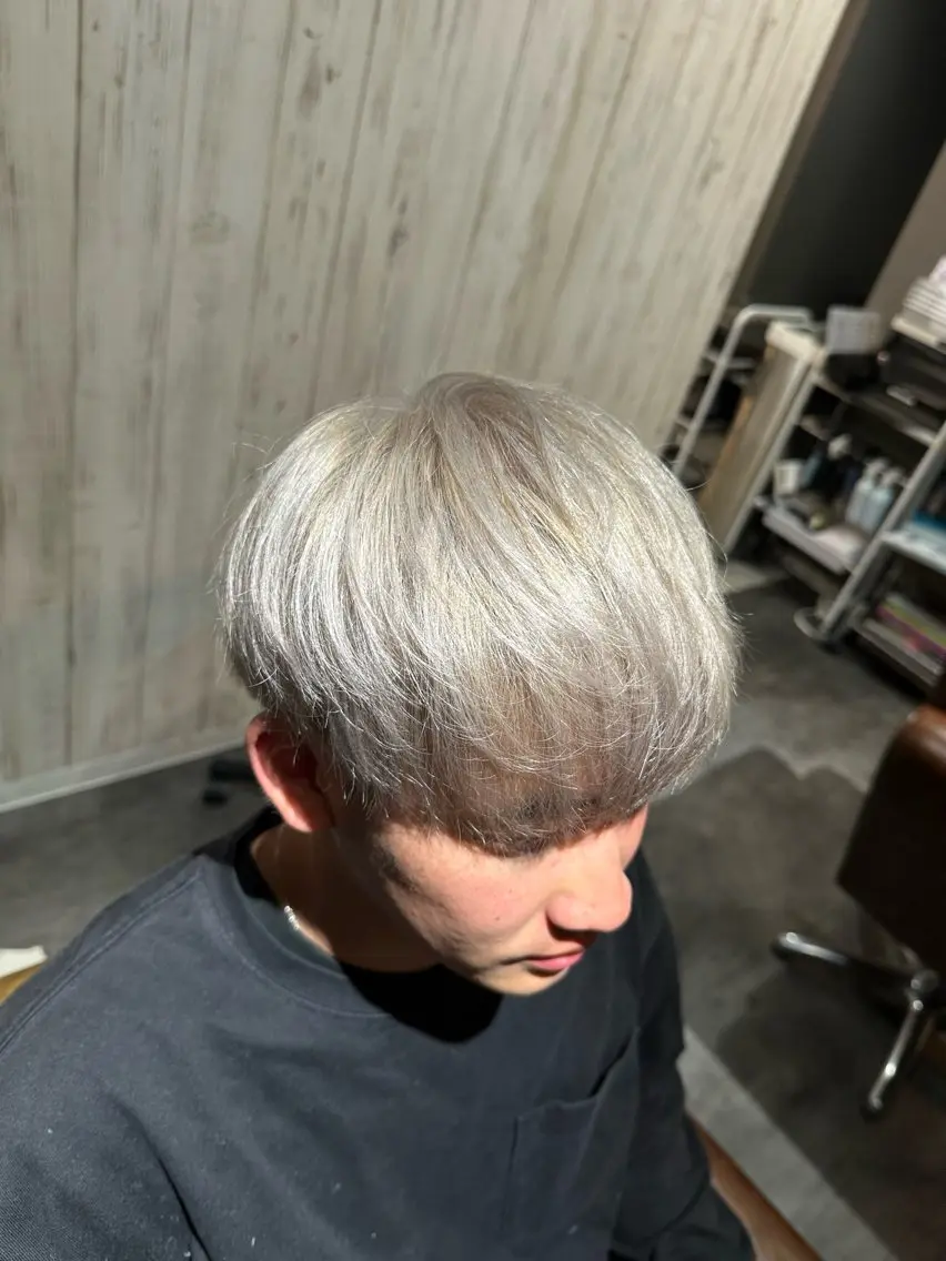 メンズ ヘアカラー 🧊阿部 亮太 🧊のヘアスタイル