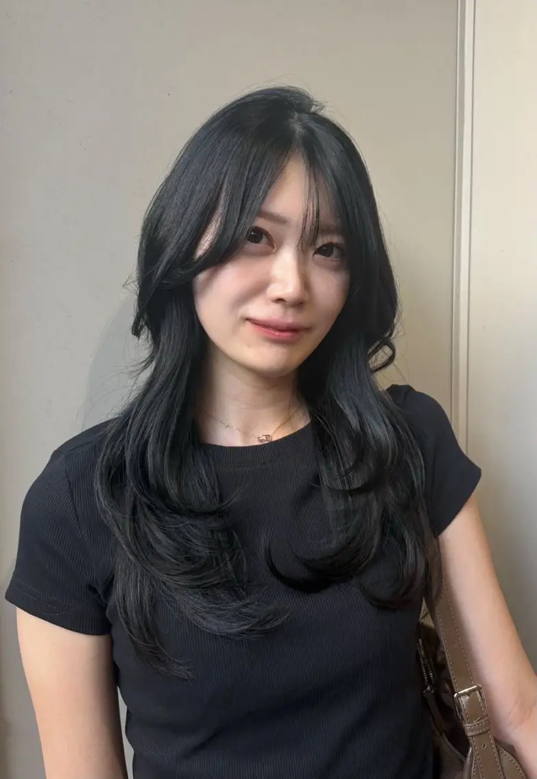 ロング レイヤーカット こまき/美髪 /透明感カラー🫧✨のヘアスタイル